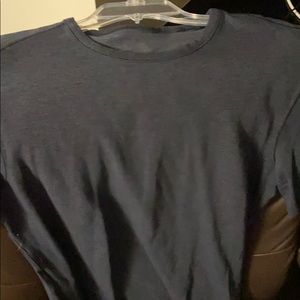 Lululemon 5 year basic tee size medium